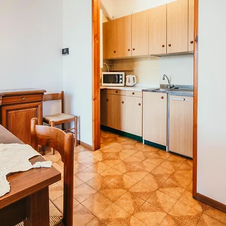 Miralago Playa - Lakeside L&b Apartament Feriolo