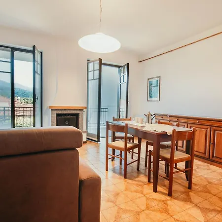 Miralago Playa - Lakeside L&b Apartment